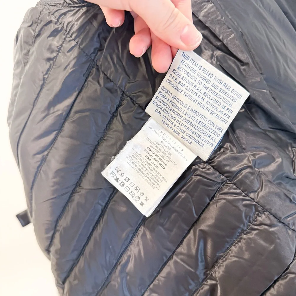 Moncler full leather Quilted Jacket Size 1 (Fits more like Size Small) JU0011 - Picture 5 of 15